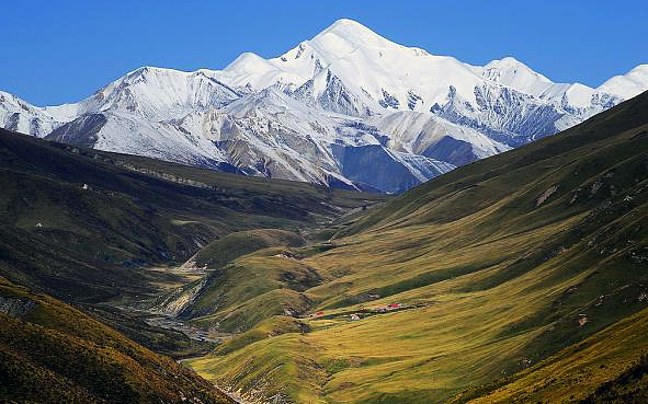 果洛州-玛沁县-阿尼玛卿雪山