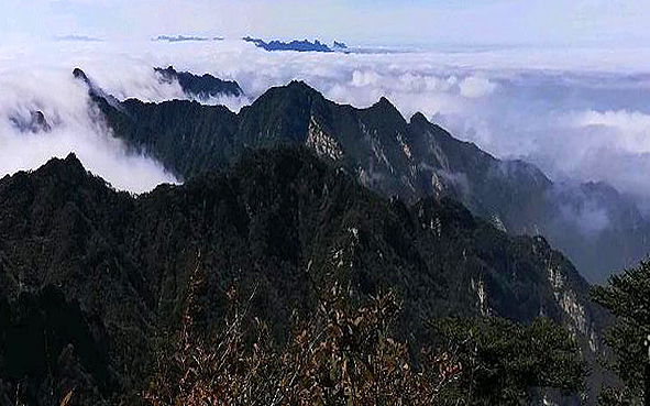 三门峡市-灵宝市-小秦岭国家地质公园·小秦岭（河南第一高峰·老鸦岔2413.8米）国家级自然保护区