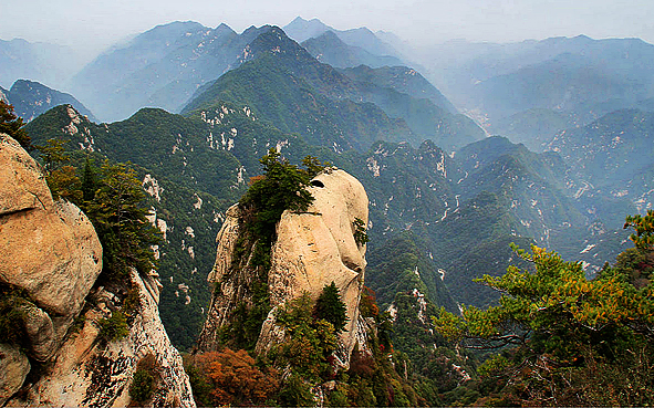 三门峡市-灵宝市-故县镇-小秦岭国家地质公园·汉山（金顶2130米）风景旅游区|4A