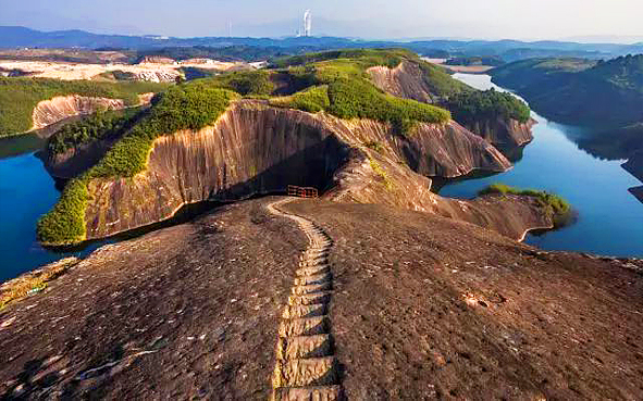 郴州市-苏仙区-飞天山镇-飞天山（飞天山丹霞·飞天山国家地质公园）风景旅游区|4A