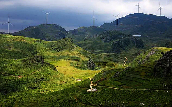 红河州-开远市-碑格乡-大黑山风电场·黑巴草场（石围城）风景区