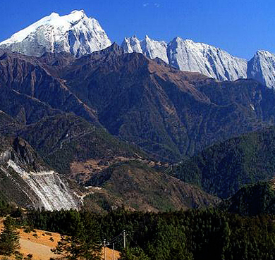 迪庆州-香格里拉市-哈巴雪山（5396米）自然保护区·风景旅游区