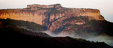 承德市-承德县-仓子乡-天桥山（丹霞）风景区