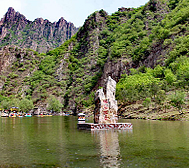 承德市-承德县-下板城镇-张家店村-峡谷水乡风景区