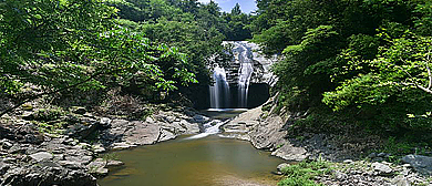 六安市-金寨县-青山镇-十里溪风景区