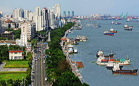 汕头市-金平区-海滨路-观海长廊·汕头港湾风景区