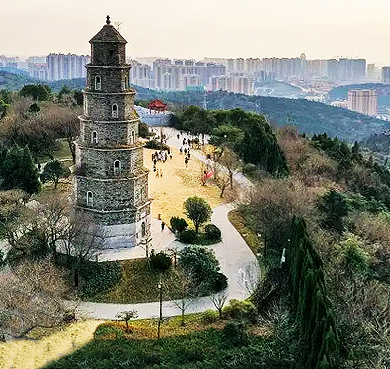 荆门市-掇刀区-东宝山公园·东山宝塔