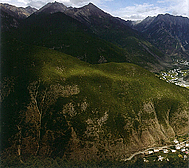 甘孜州-乡城县-洞松乡-绒绕村（绒绕神山）风景区